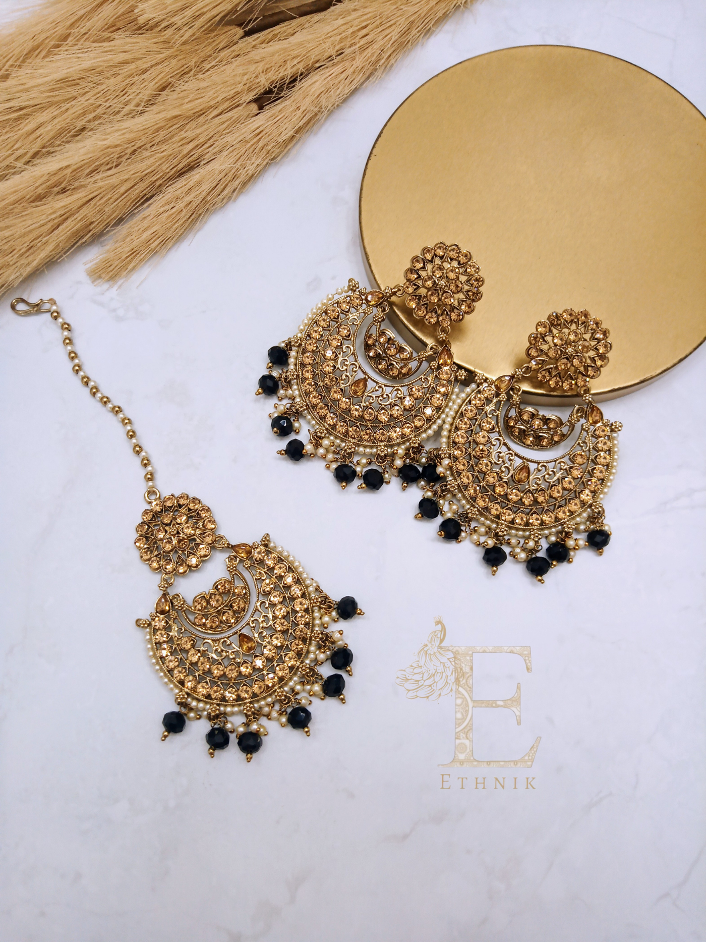 Chandni - Black