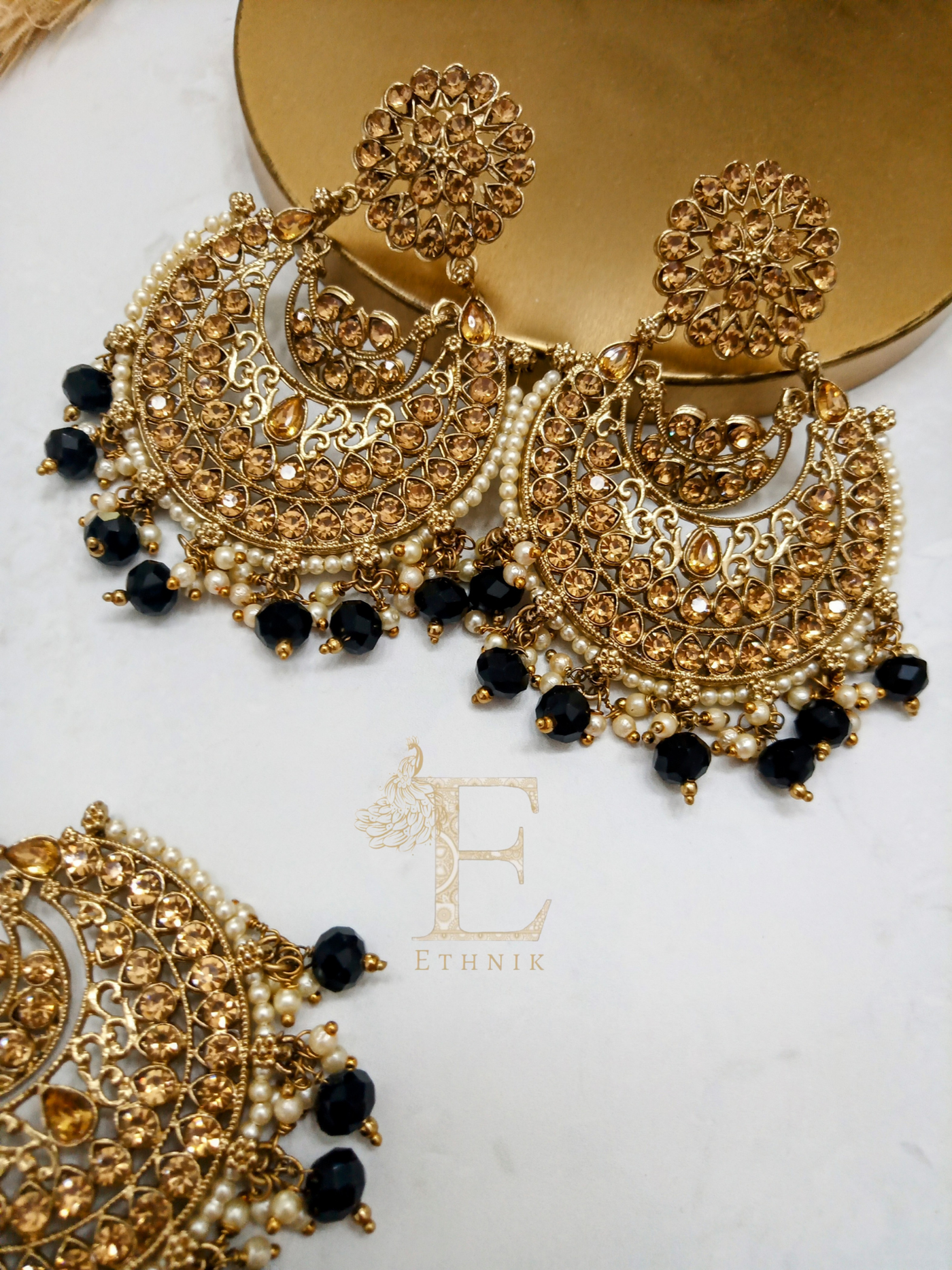 Chandni - Black