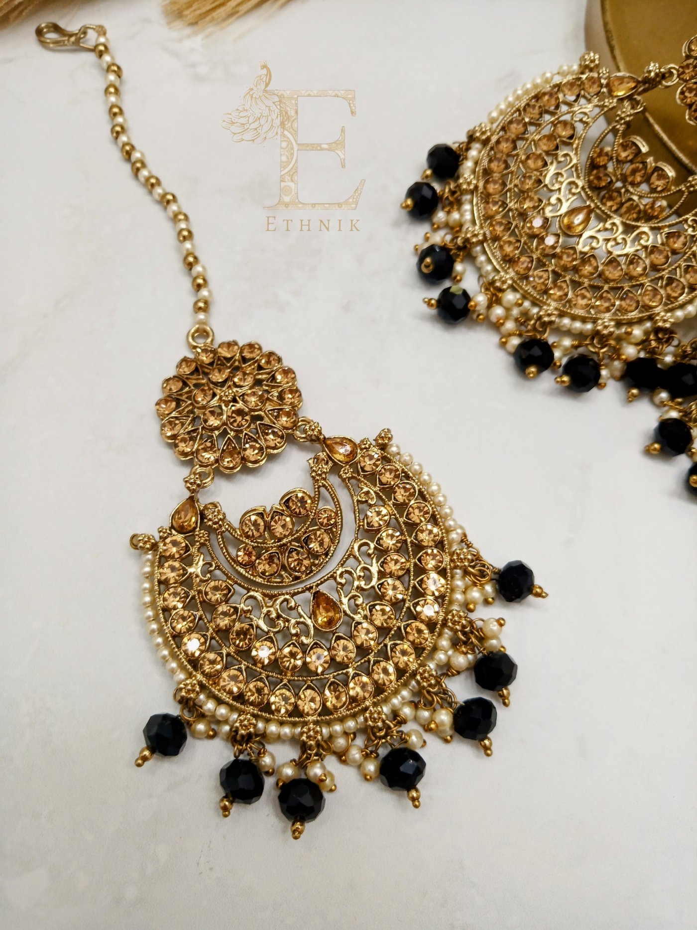 Chandni - Black